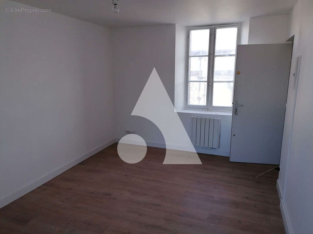 Appartement à vendre, 268m², Montceau-les-Mines