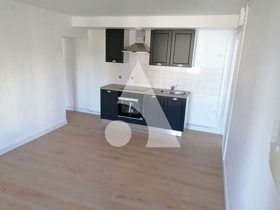 Appartement à vendre, 268m², Montceau-les-Mines