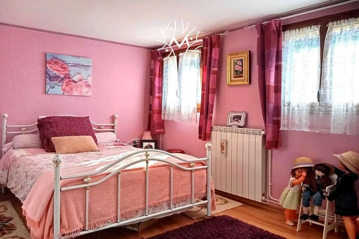 Maison à vendre, 75m², Wasigny