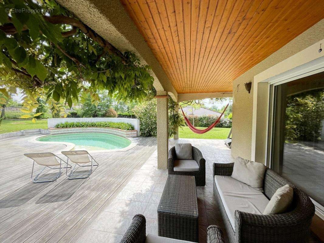 Maison à vendre, 157m², Léguevin