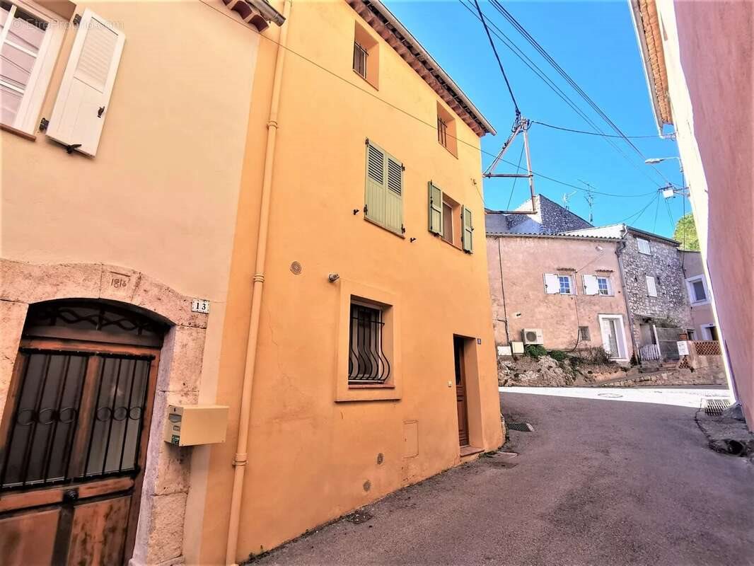 Appartement à vendre, 70m², Peymeinade