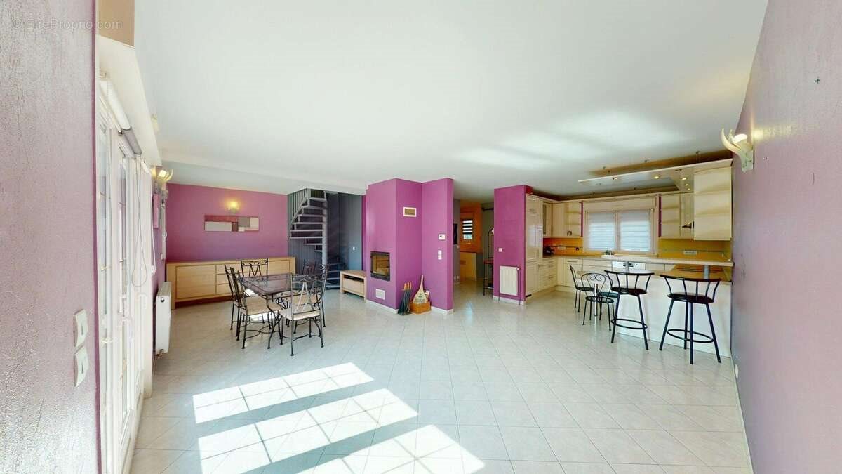 Maison à vendre, 105m², Rombas