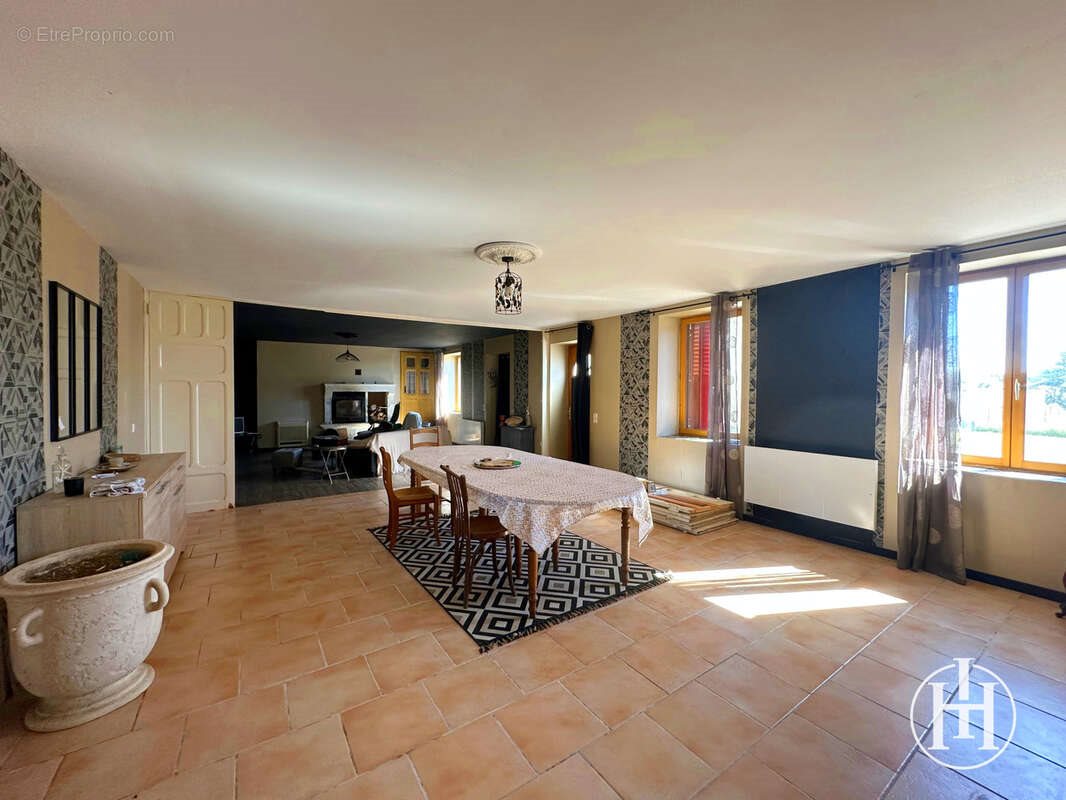 Maison à vendre, 214m², Morlac