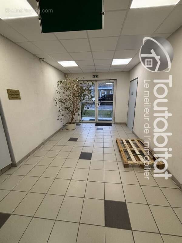 Appartement à vendre, 750m², Charleville-Mézières