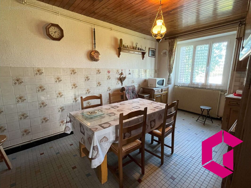 Maison à vendre, 138m², Champétières