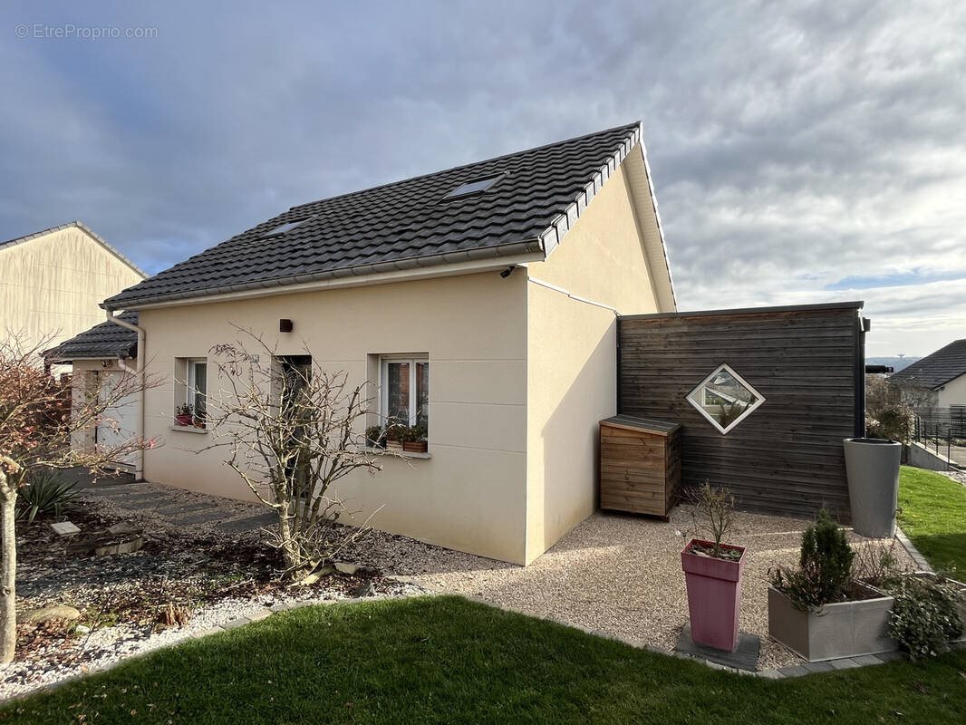 Maison à vendre, 102m², Golbey