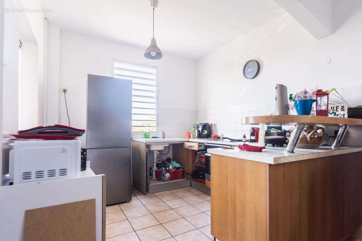 Appartement à vendre, 77m², Baie-Mahault