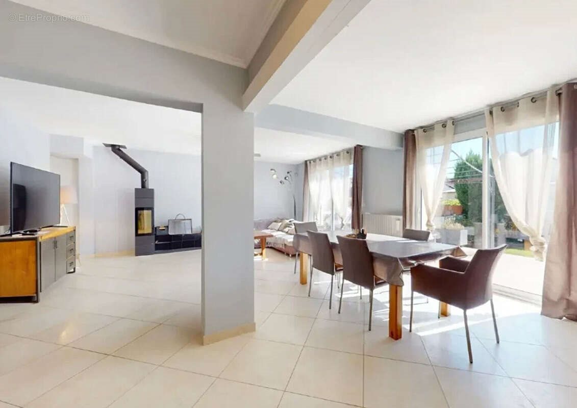 Maison à vendre, 207m², Lognes