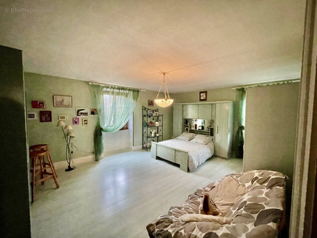 Maison à vendre, 200m², La Ravoire