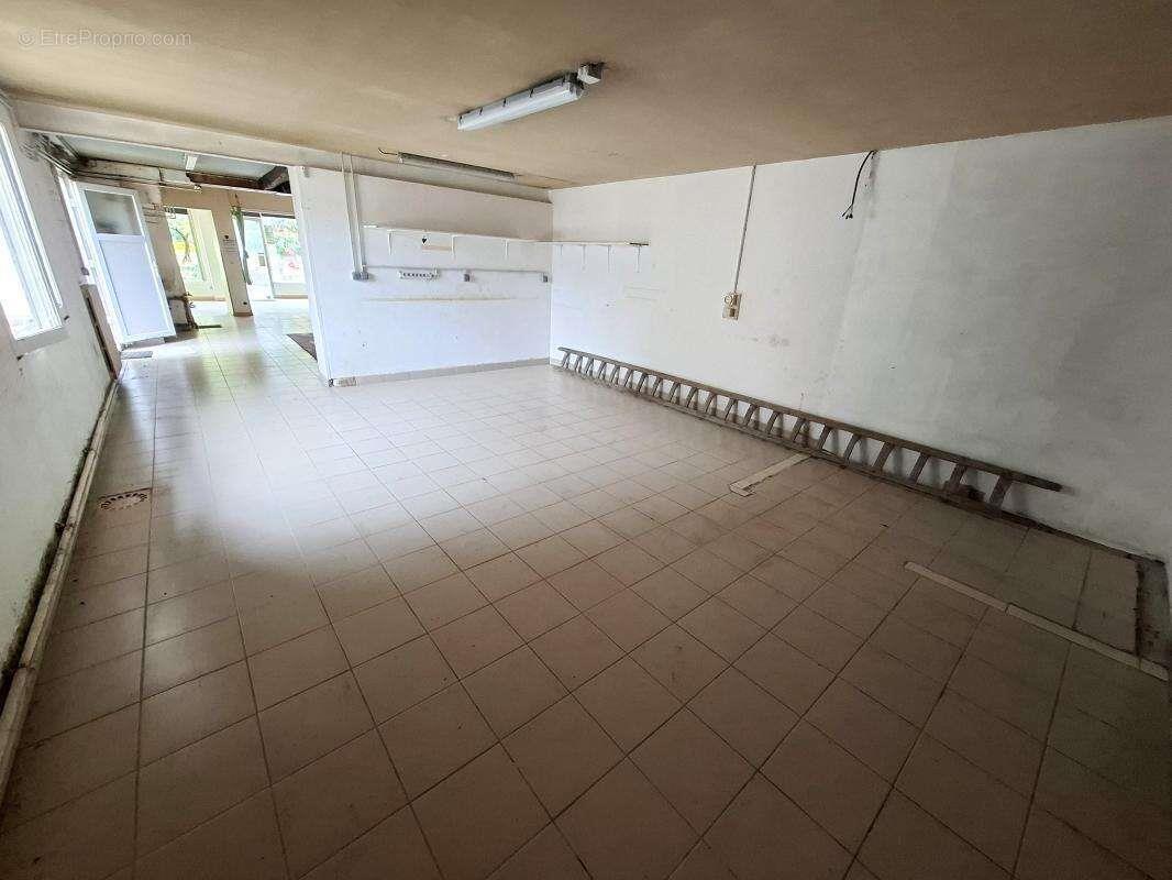 Appartement à vendre, 239m², Cuise-la-Motte