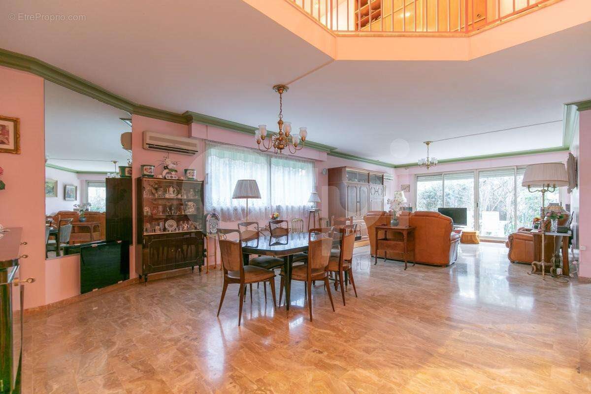 Maison à vendre, 260m², Bry-sur-Marne