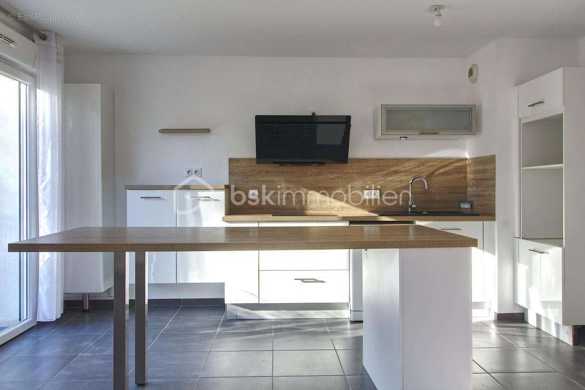 Appartement à vendre, 65m², Sommières