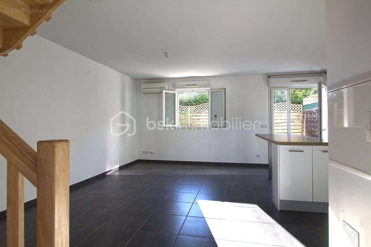 Appartement à vendre, 65m², Sommières
