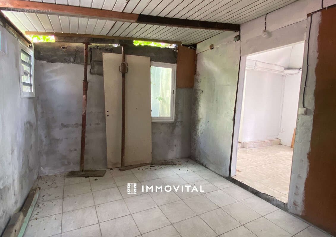 Maison à vendre, 66m², Basse-Terre