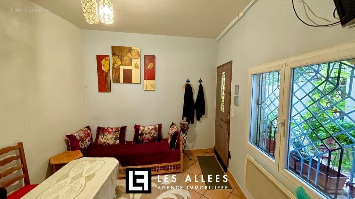 Maison à vendre, 280m², Valréas