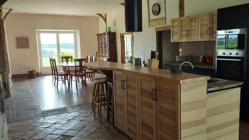 Maison à vendre, 280m², Peyrehorade