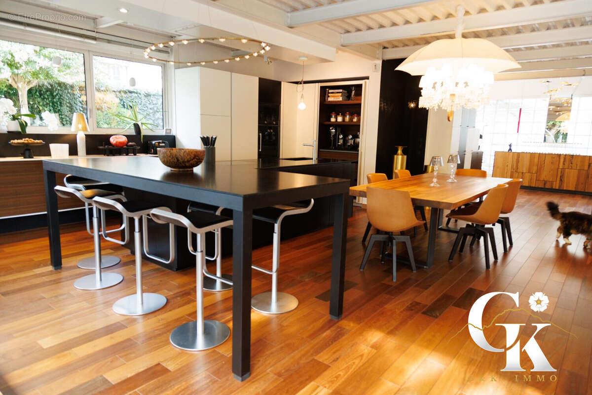 Appartement à vendre, 393m², Grenoble