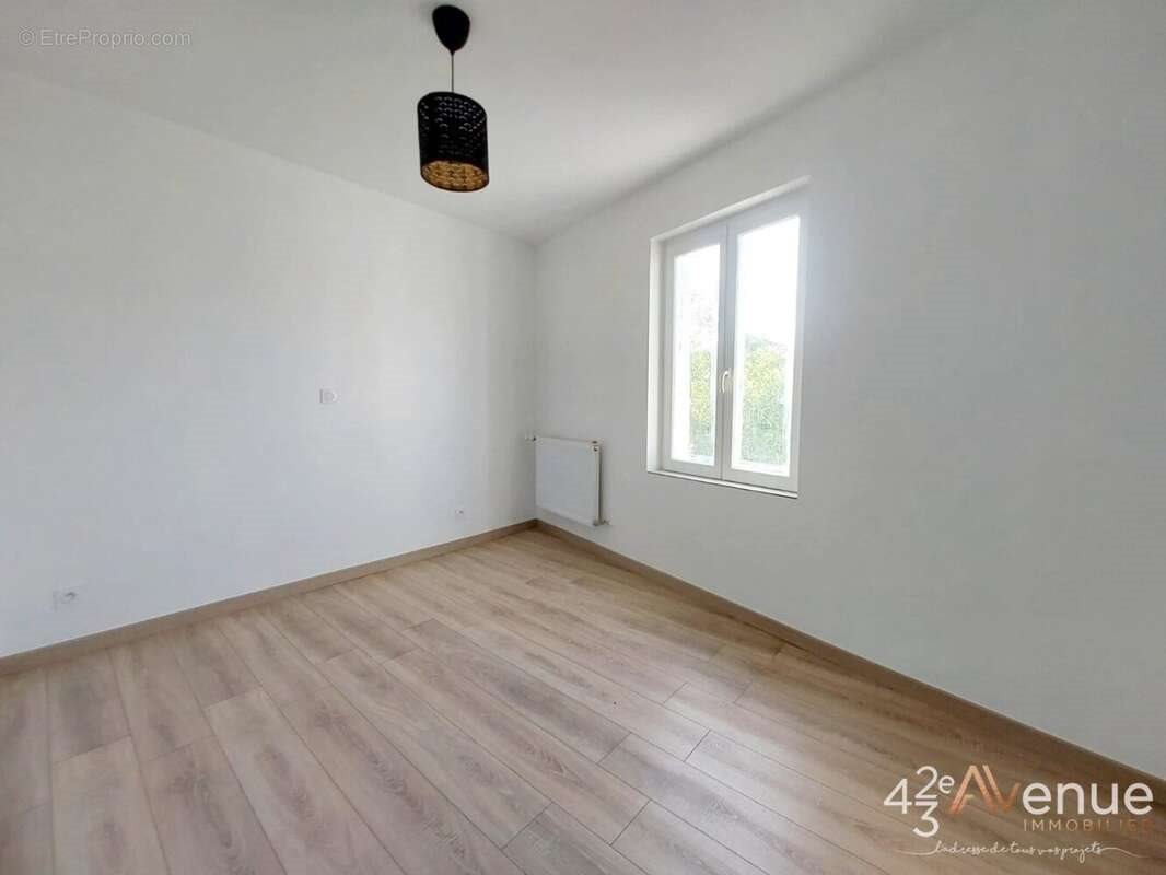 Appartement à vendre, 84m², Unieux