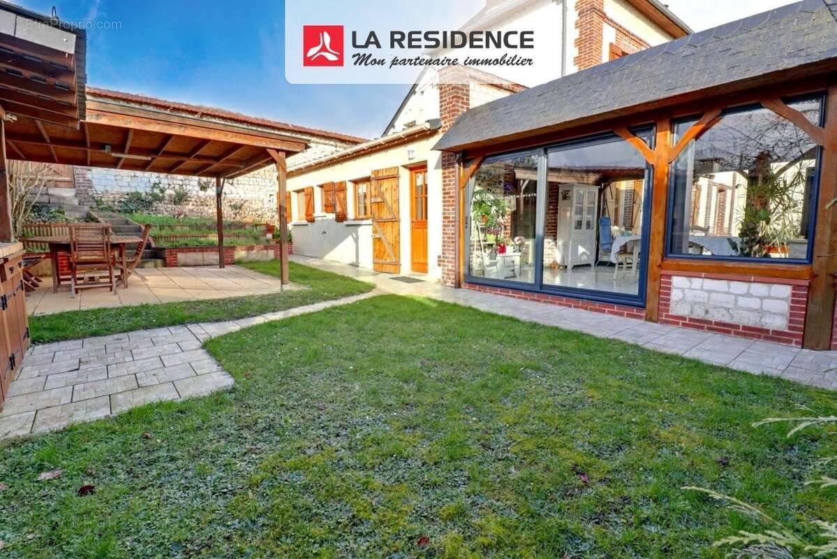 Maison à vendre, 181m², Alizay