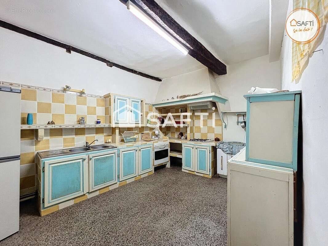 Maison à vendre, 182m², Aups