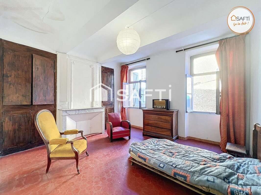 Maison à vendre, 182m², Aups