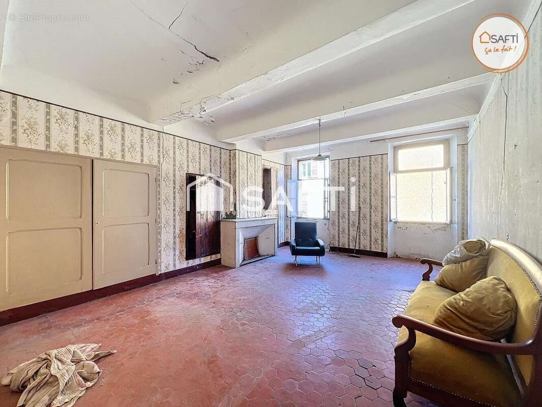 Maison à vendre, 182m², Aups