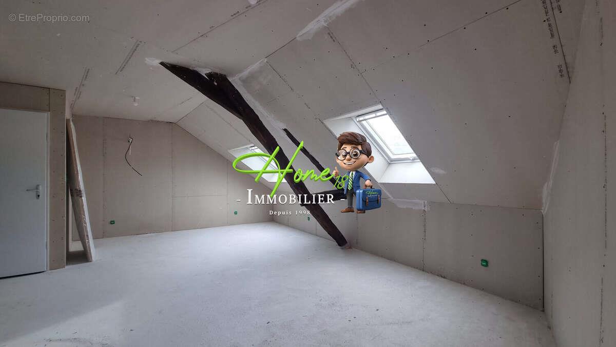 Appartement à vendre, 150m², Saint-Martin-d'Auxigny