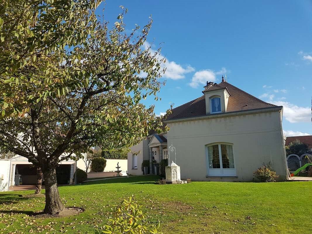 Maison à vendre, 176m², Drocourt