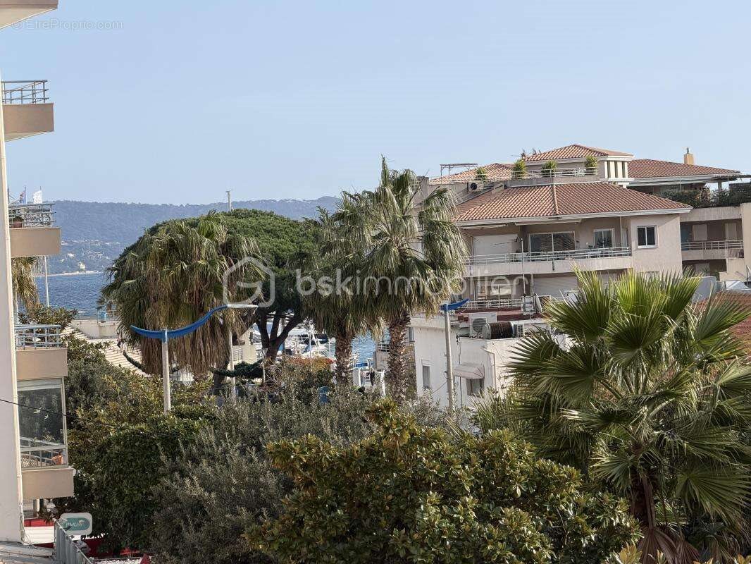 Appartement à vendre, 84m², Cavalaire-sur-Mer
