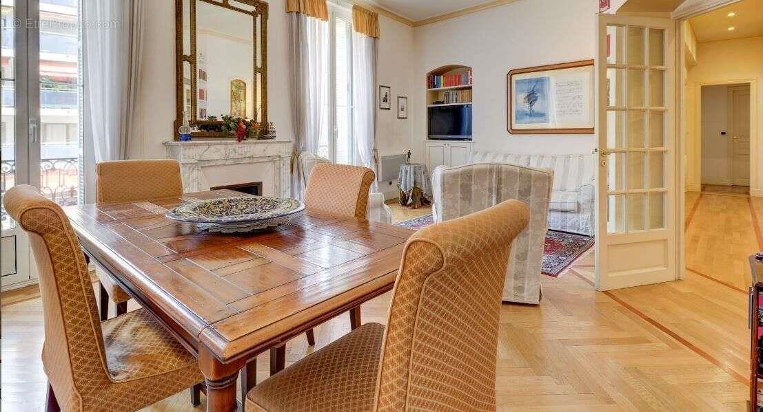 Appartement à vendre, 74m², Nice