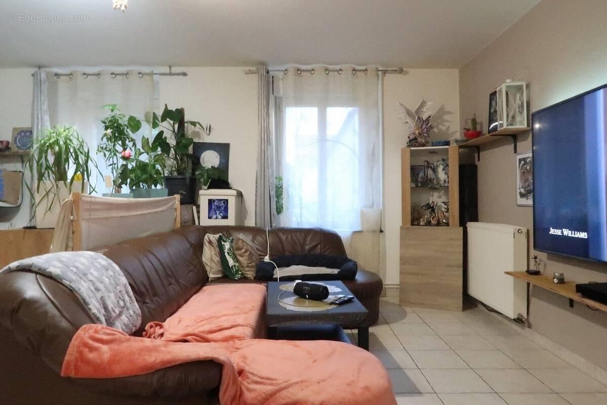 Appartement à vendre, 81m², Sainte-Sigolène