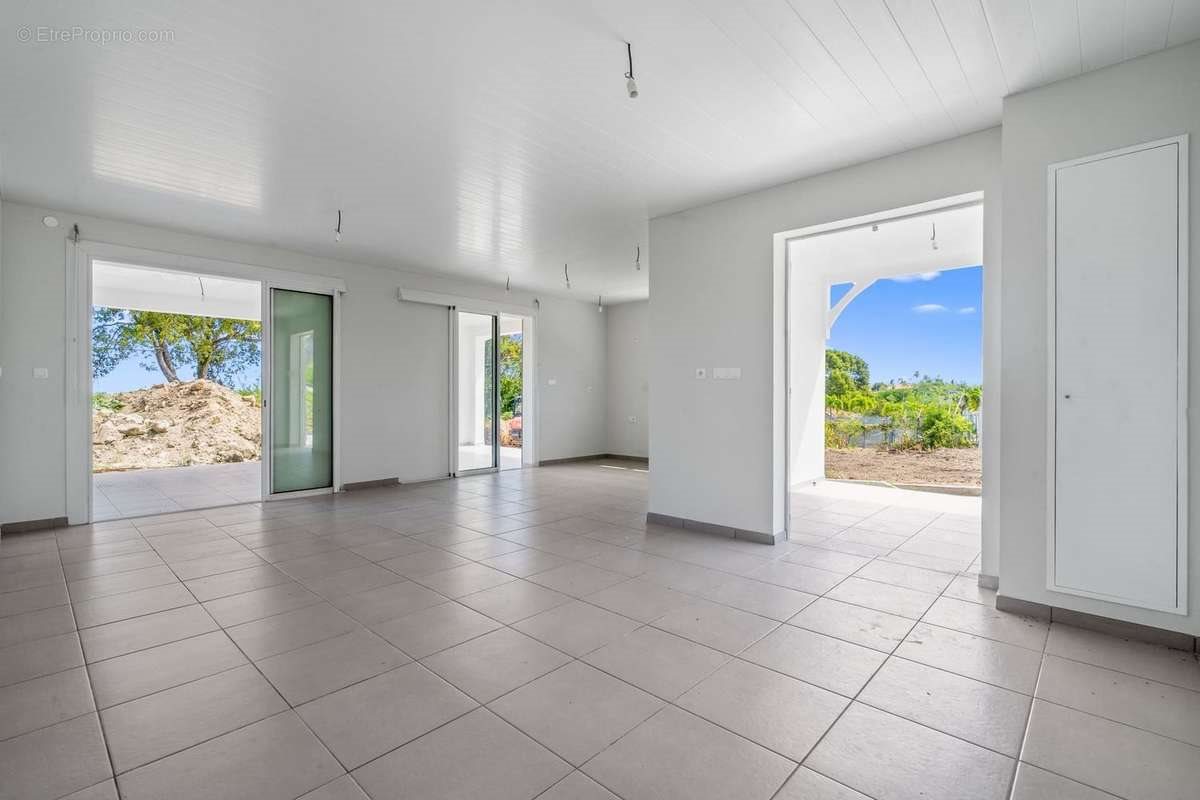 Maison à vendre, 98m², Le François