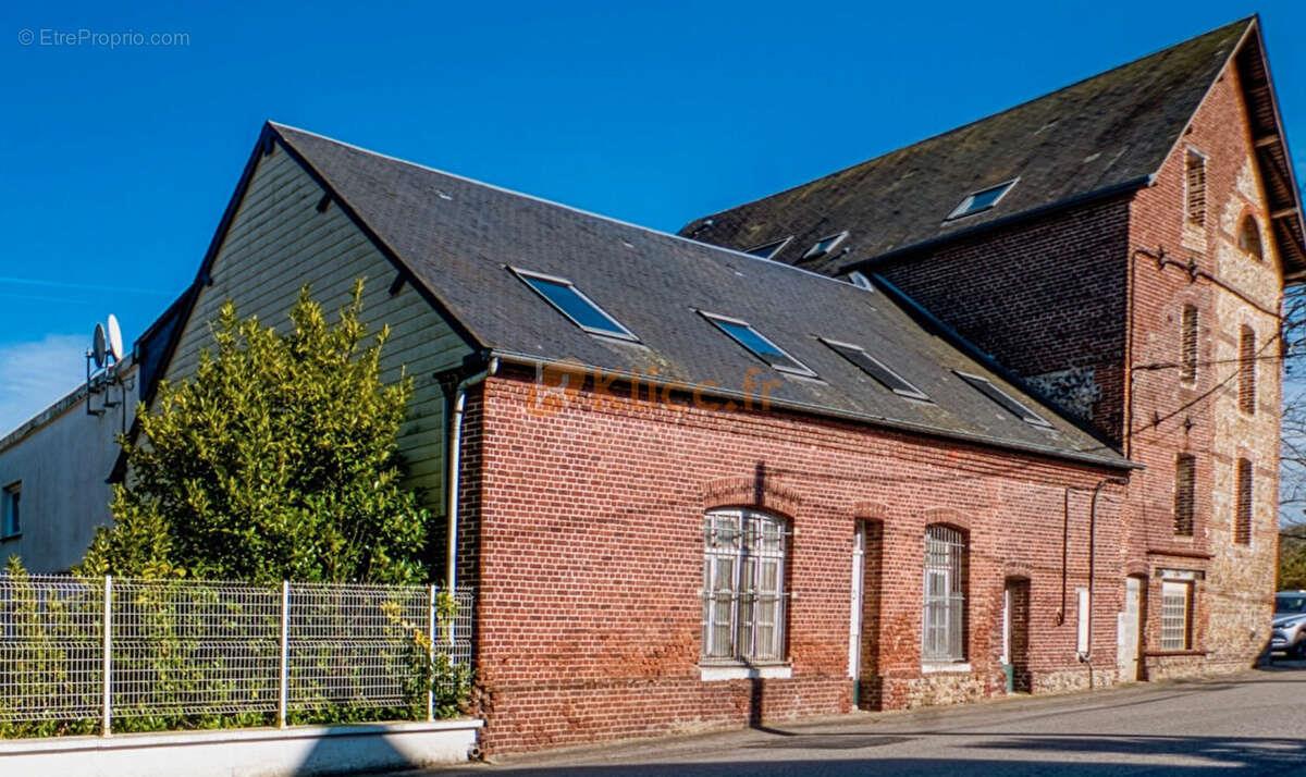 Appartement à vendre, 520m², Valmont