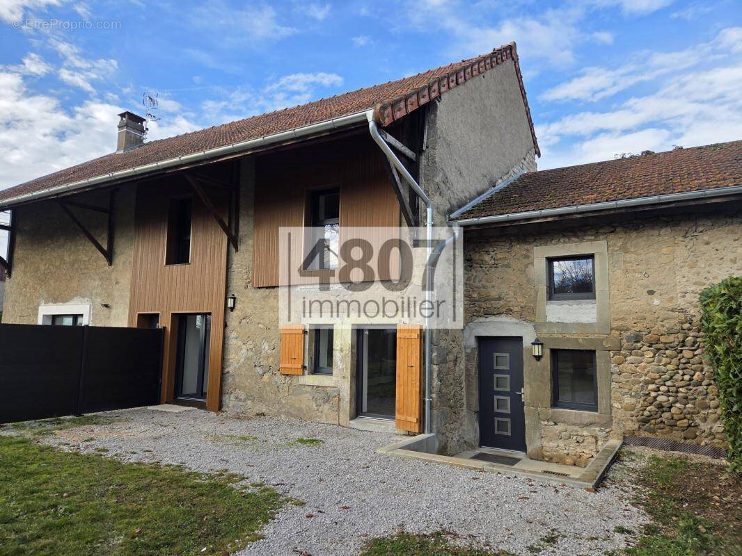 Maison à vendre, 212m², Arthaz-Pont-Notre-Dame