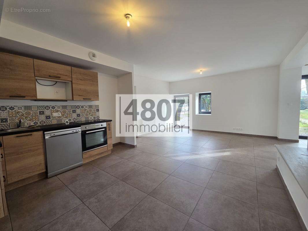 Maison à vendre, 212m², Arthaz-Pont-Notre-Dame