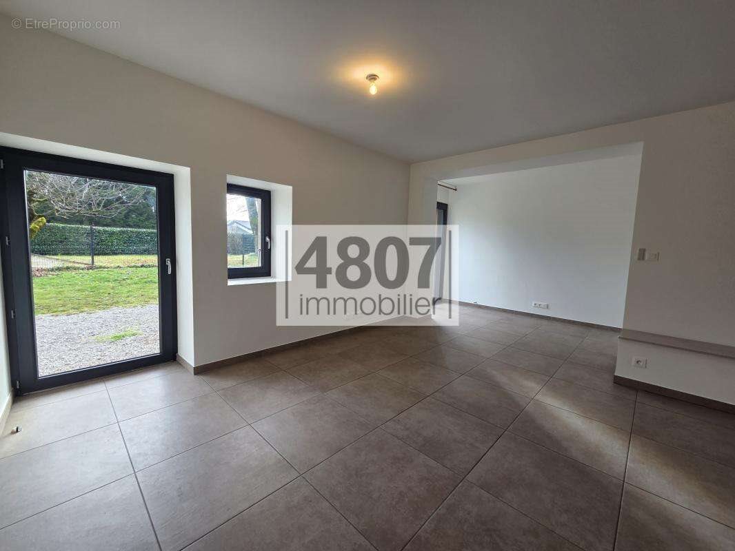 Maison à vendre, 212m², Arthaz-Pont-Notre-Dame