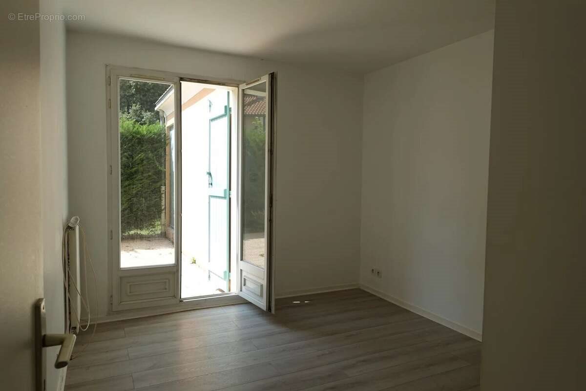 Appartement à vendre, 96m², Charnay-lès-Mâcon
