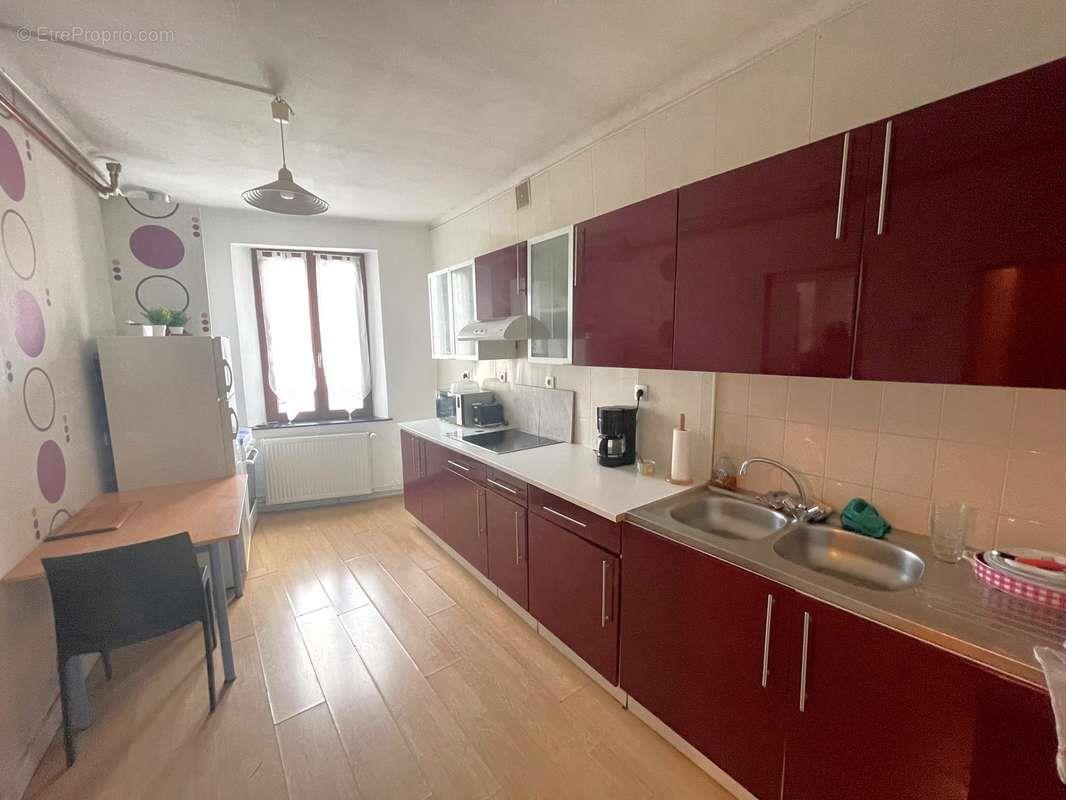 Appartement à vendre, 120m², Givet