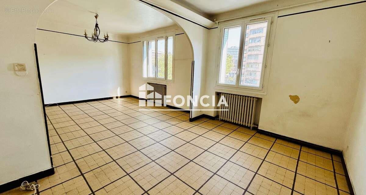 Appartement à vendre, 90m², Marseille 5ème