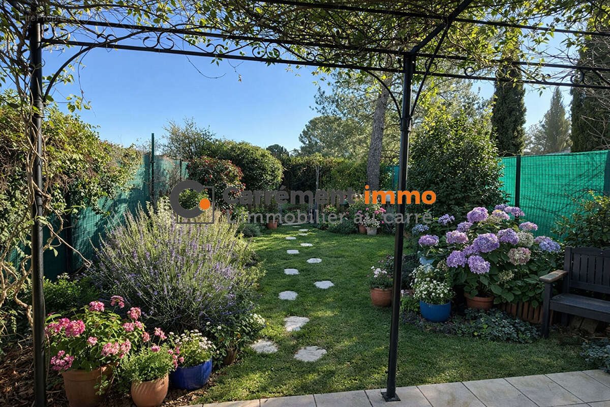 Maison à vendre, 96m², Saint-Clément-de-Rivière