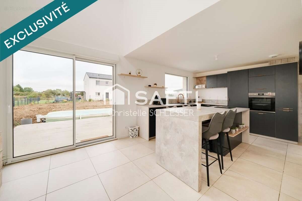 Maison à vendre, 110m², Champenoux