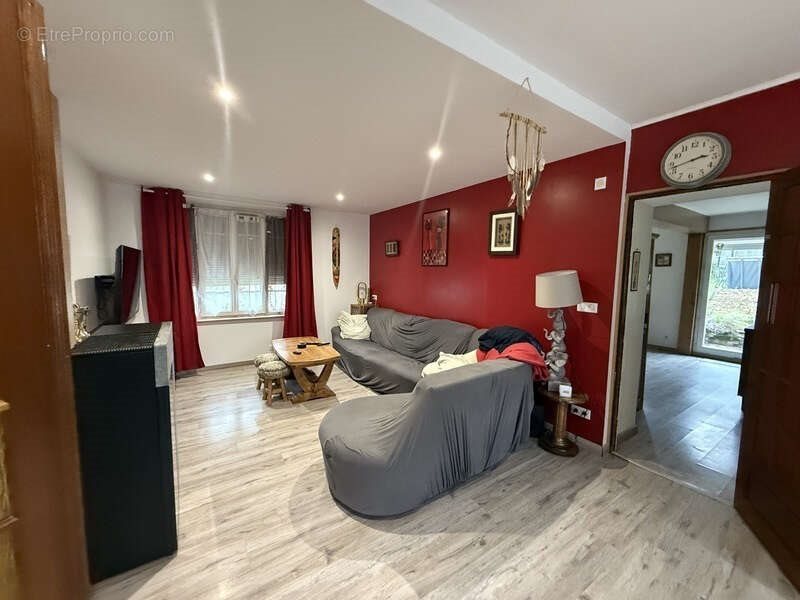 Maison à vendre, 160m², Vaux-lès-Saint-Claude