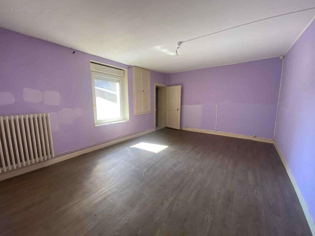 Appartement à vendre, 228m², Moyeuvre-Grande