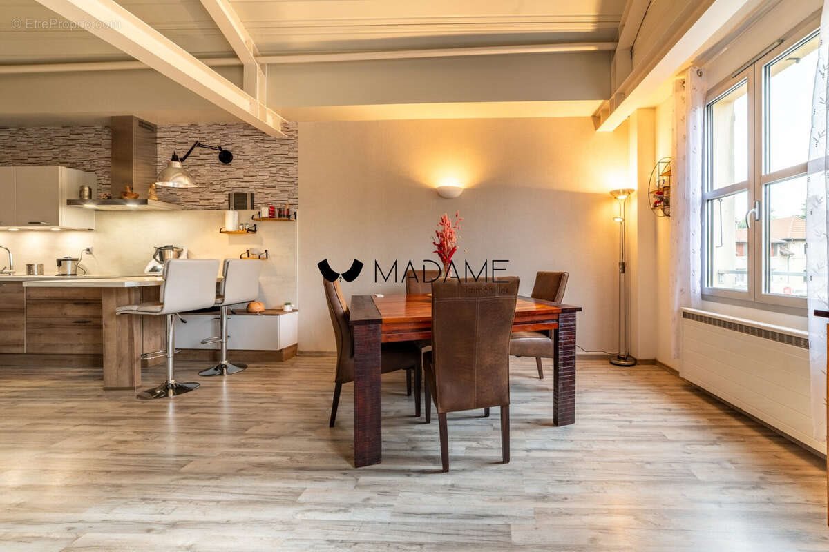 Appartement à vendre, 86m², Rives