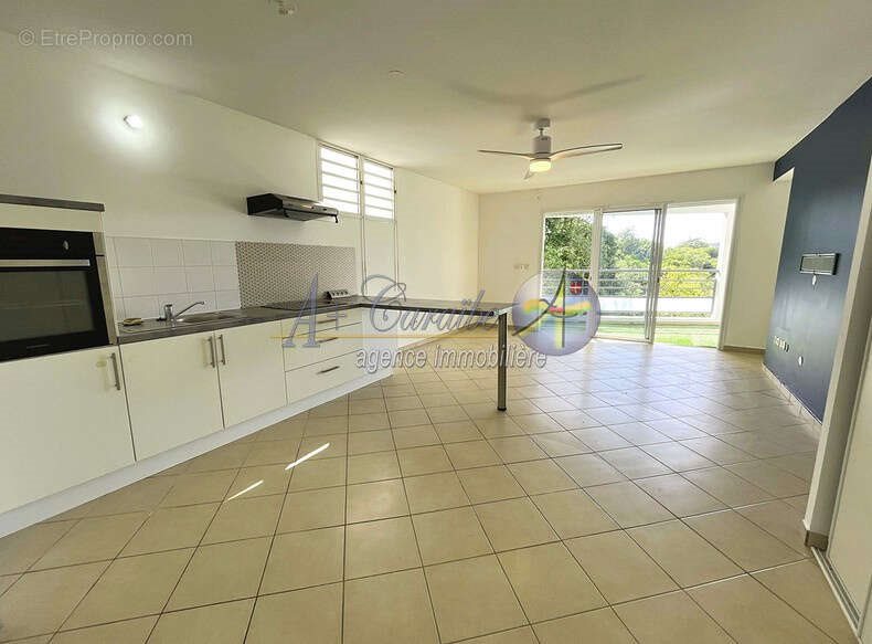 Appartement à vendre, 62m², Les Abymes