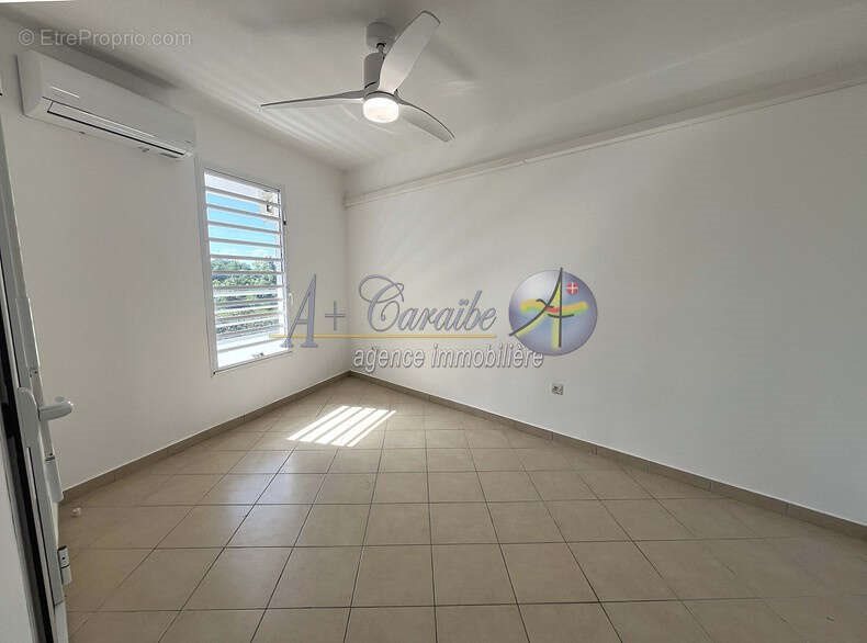 Appartement à vendre, 62m², Les Abymes