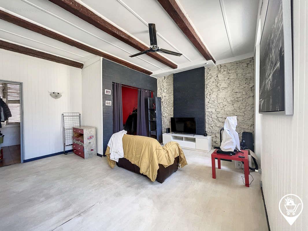 Maison à vendre, 51m², Marseille 6ème