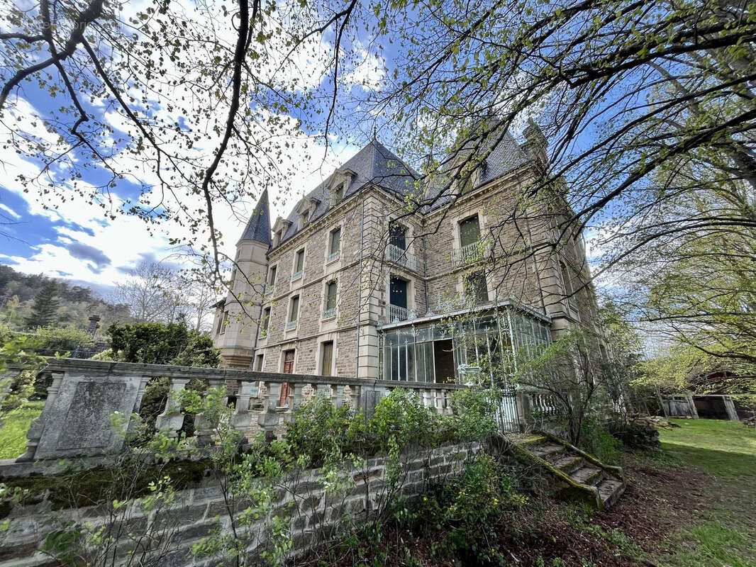 Maison à vendre, 700m², Ardes