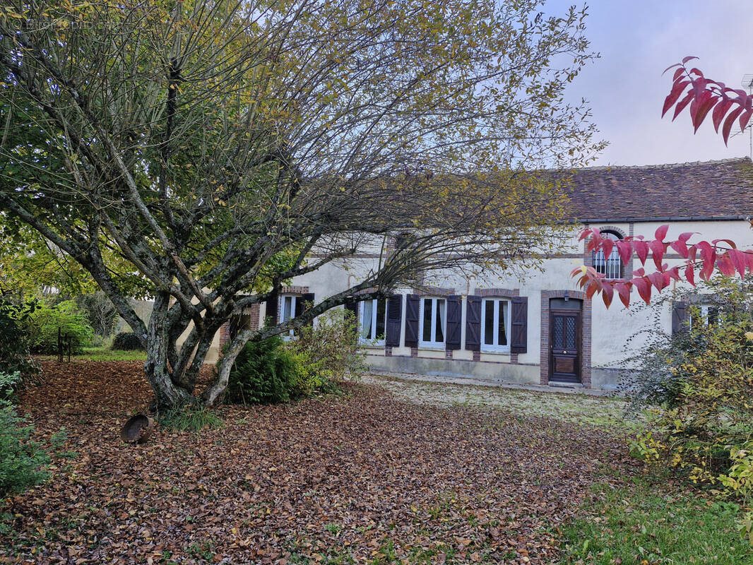 Maison à vendre, 132m², Villeneuve-sur-Yonne