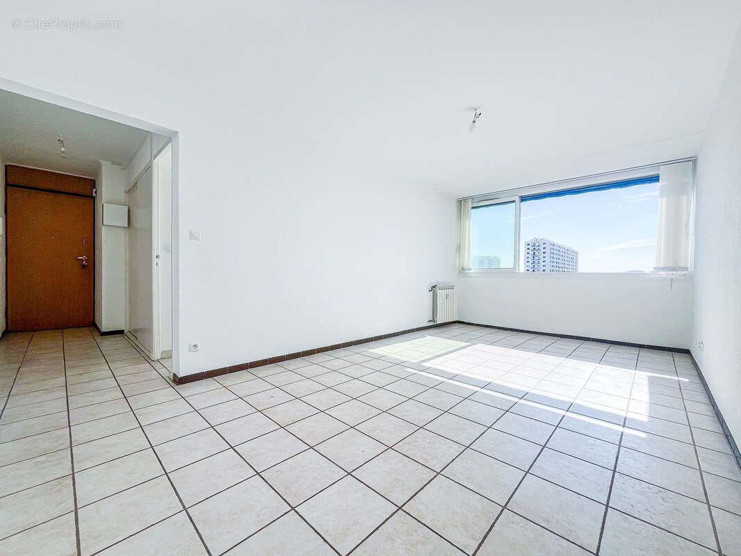 Appartement à vendre, 59m², Toulon